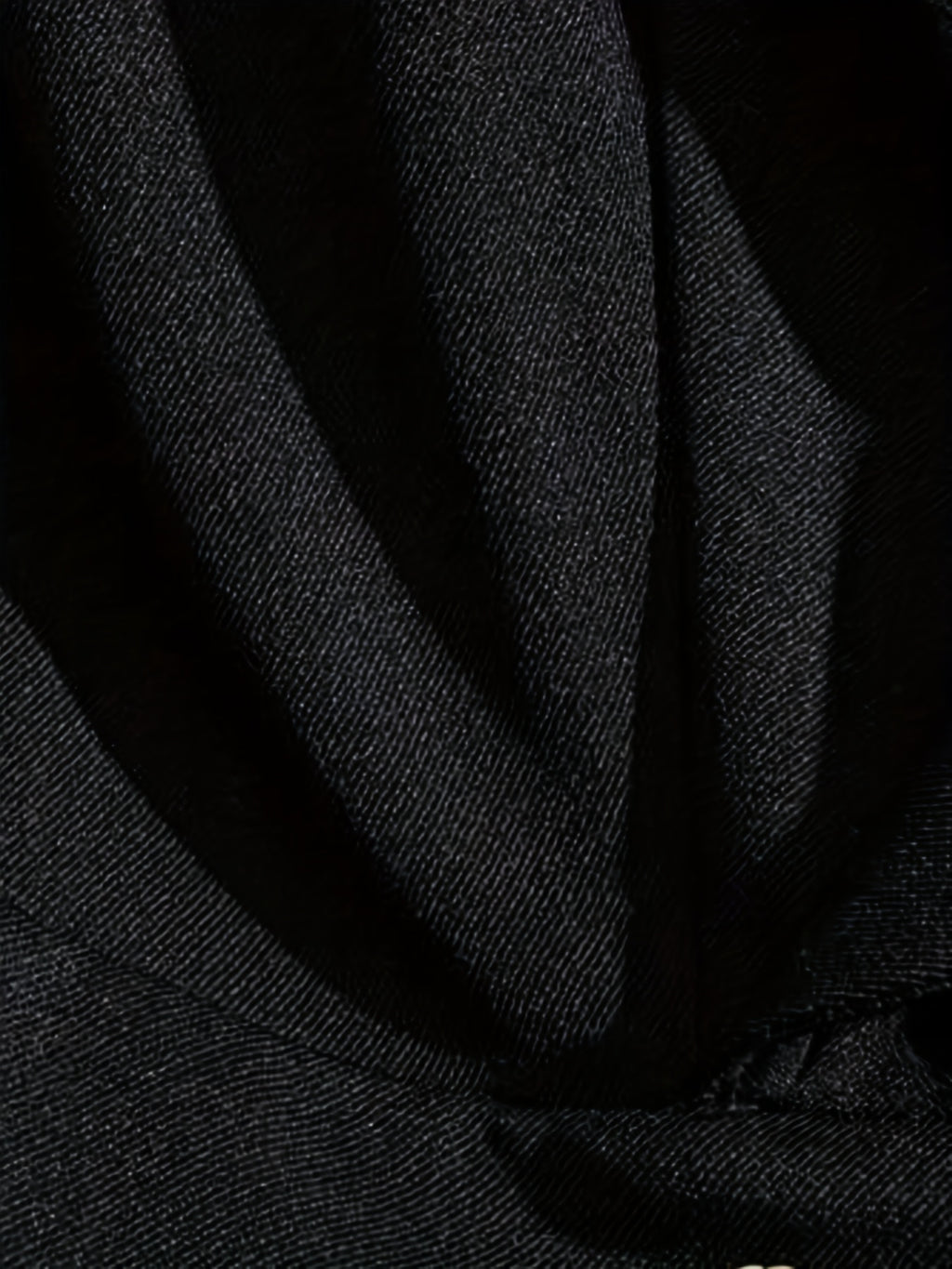 Macaquinho de alfaiataria com mangas franzidas