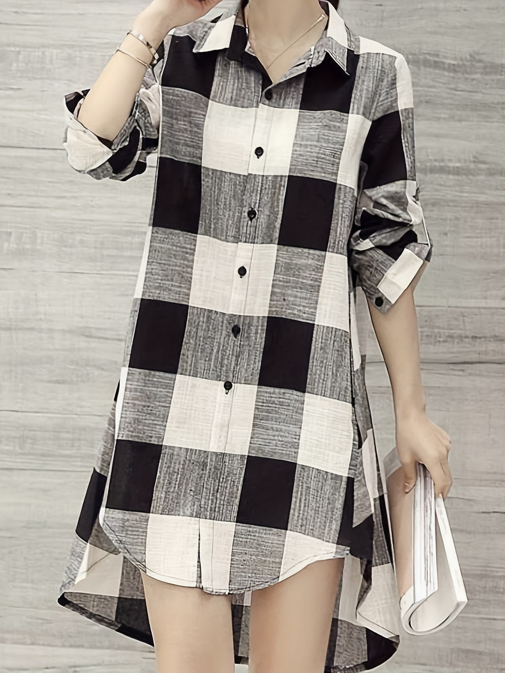 Camisa alongada xadrez com botões