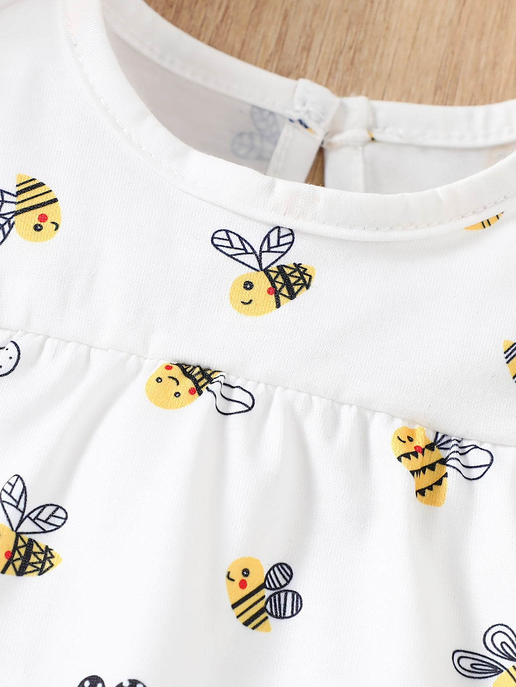 Body Infantil com Estampa de Abelhinhas