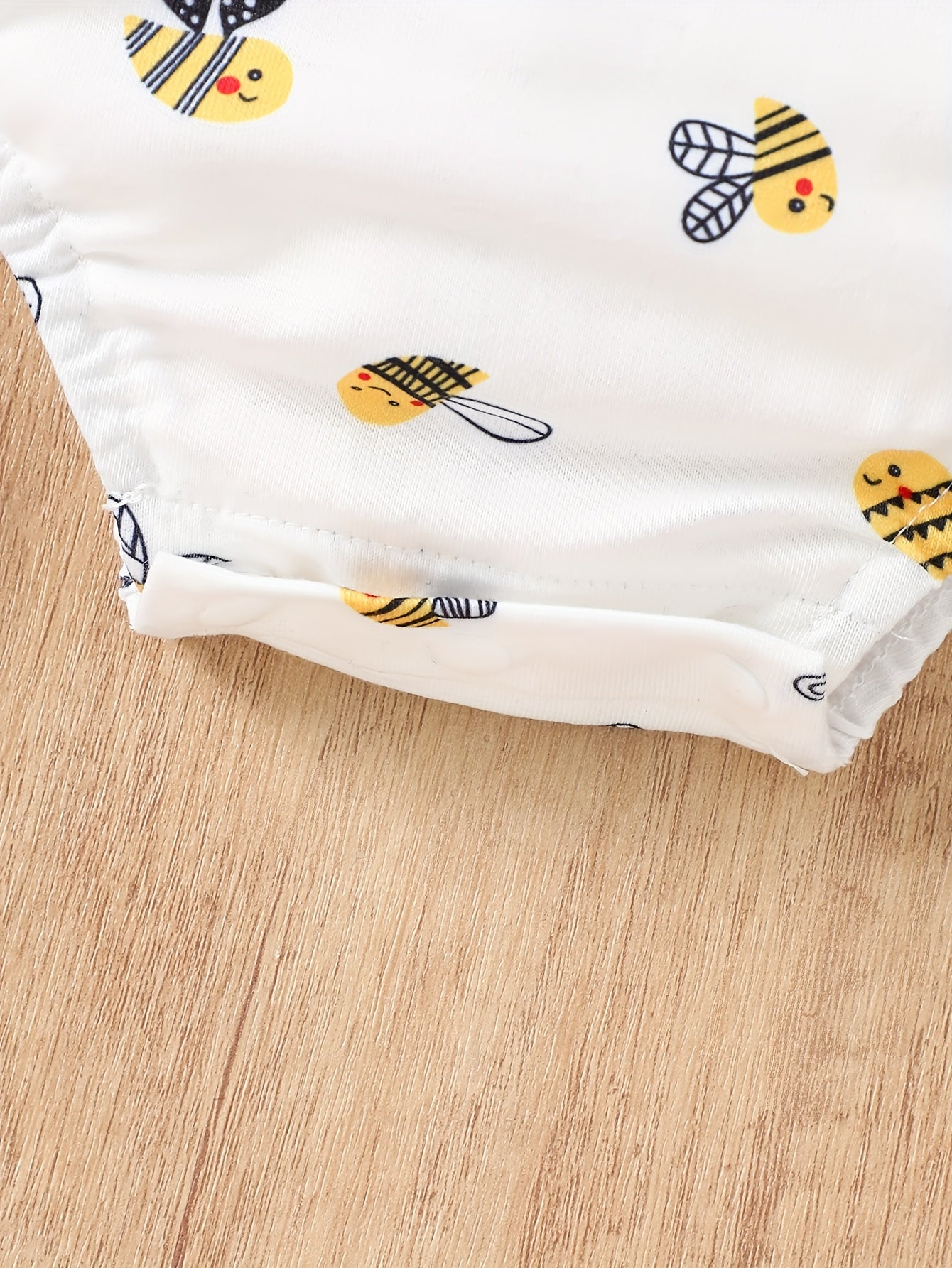 Body Infantil com Estampa de Abelhinhas