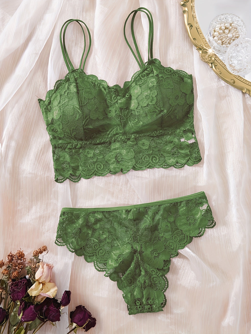 Conjunto de lingerie de alcinha todo rendado