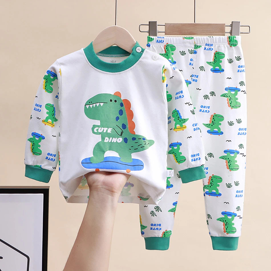 Pijama de algodão infantil com estampas femininas e masculinas