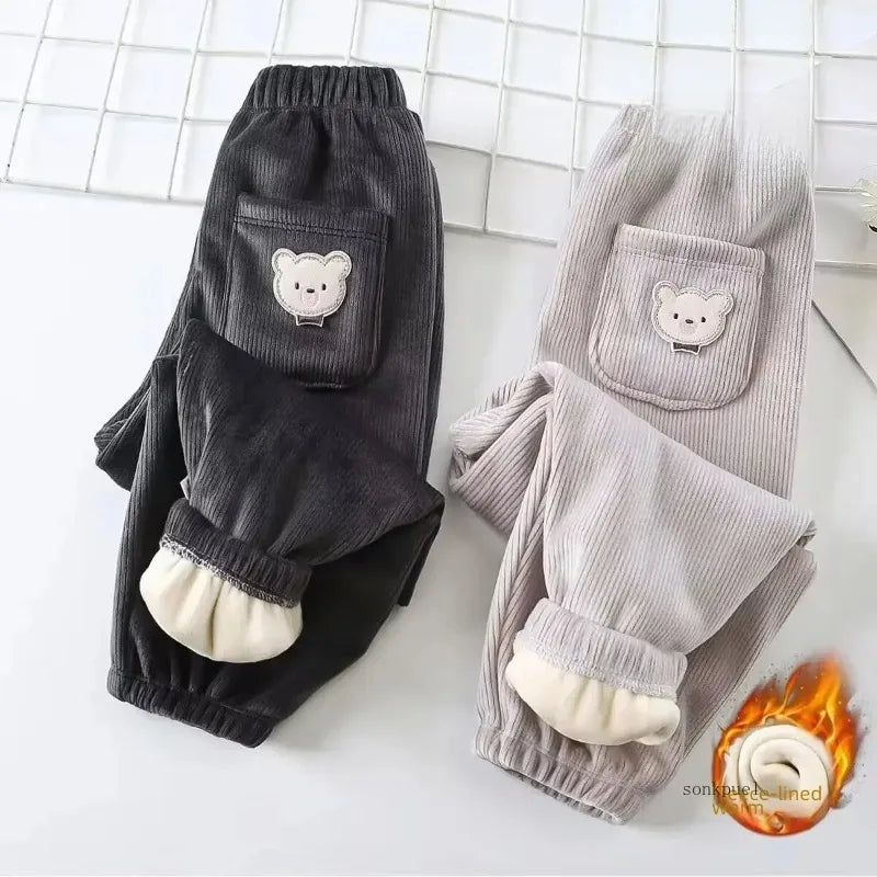 Calça de veludo escovado de urso